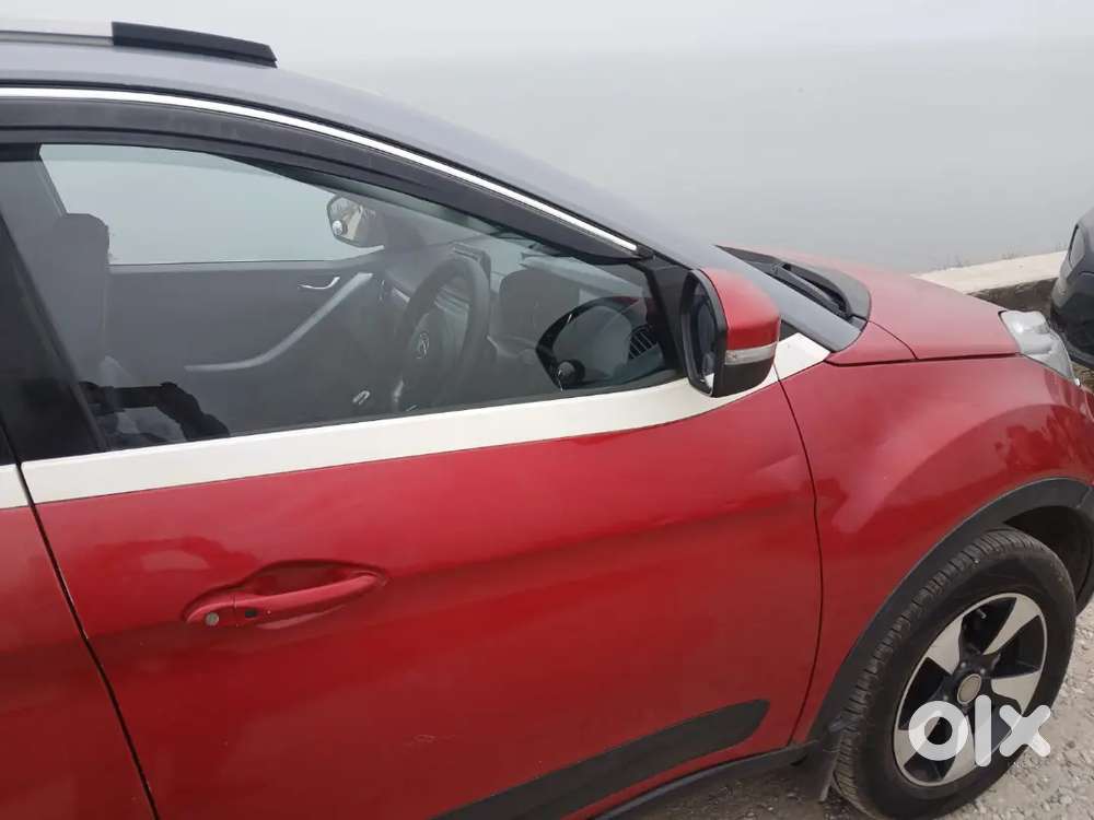 Tata Nexon 2017 Petrol 80000 Km Driven