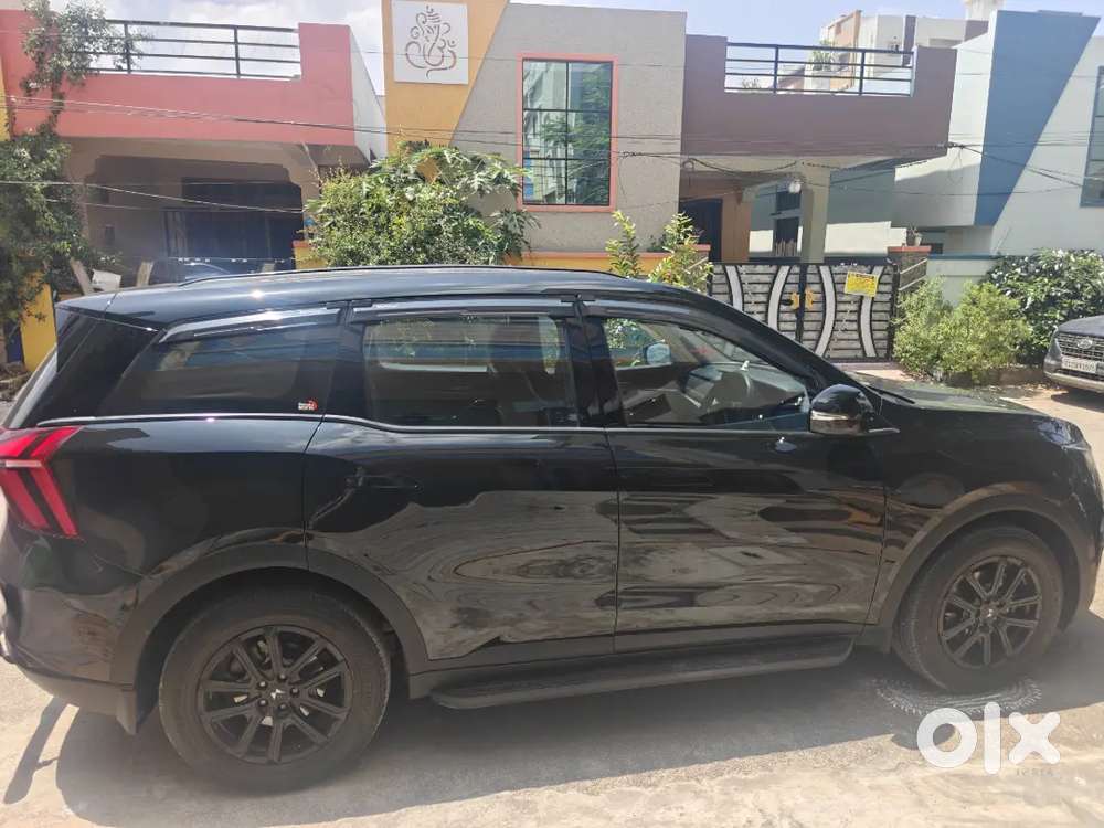 Mahindra Xuv700 Vip Number And Full Black Edition)