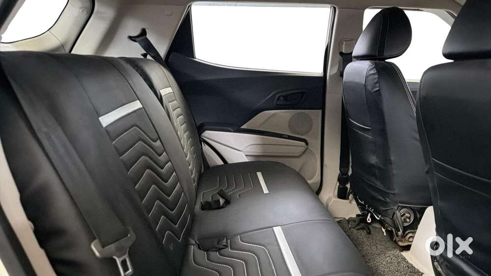 Mahindra Xuv300 W4, 2021, Petrol