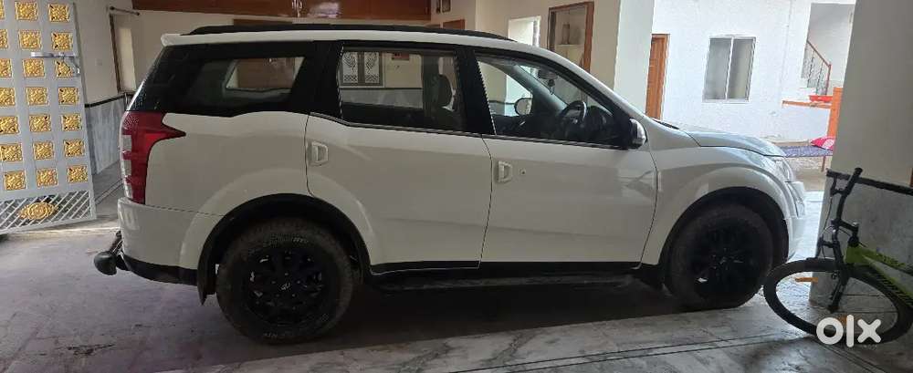 Mahindra Xuv500 2015 Diesel 97000 Km Driven