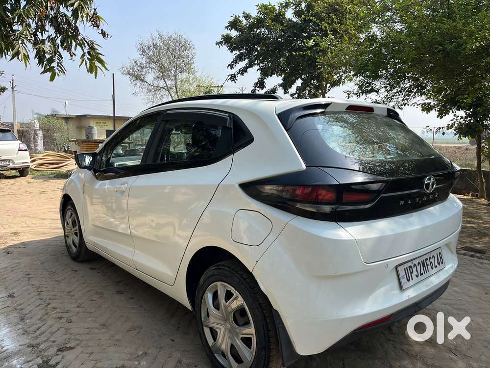 Tata Altroz Petrol 2021