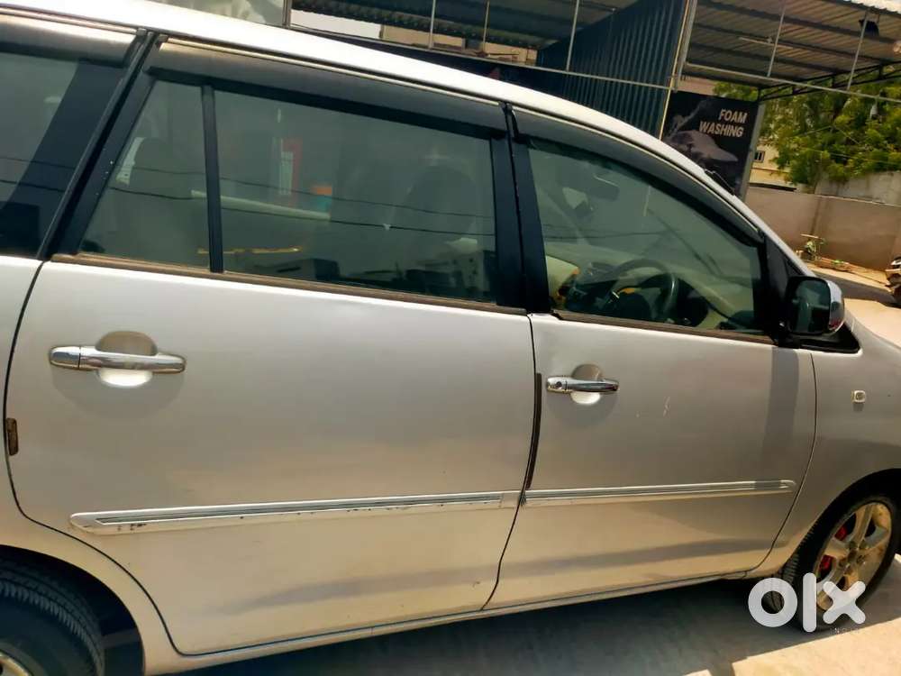 Toyota Innova 2.5 Vx 2010