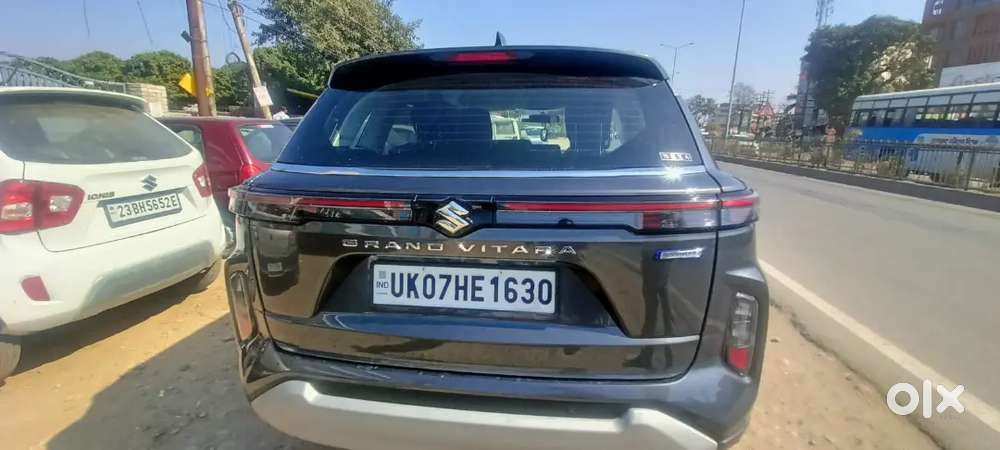 Maruti Suzuki Grand Vitara 2025 Petrol Well Maintained
