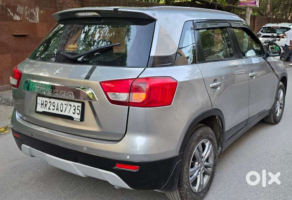 Maruti Suzuki Brezza Zdi+ Dual Tone, 2017, Diesel