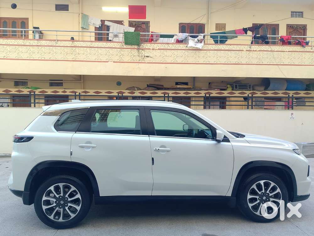 Maruti Suzuki Grand Vitara 1.5 Alpha Plus Intelligent Hybrid Ecvt, 2..