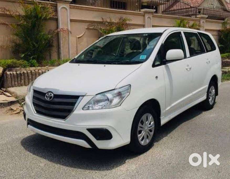 Toyota Innova 2.5 G (diesel) 8 Seater, 2016, Diesel