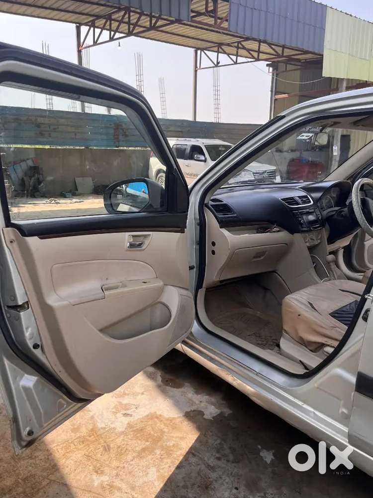 Maruti Suzuki Dzire 2016 Cng & Hybrids 77331 Km Driven