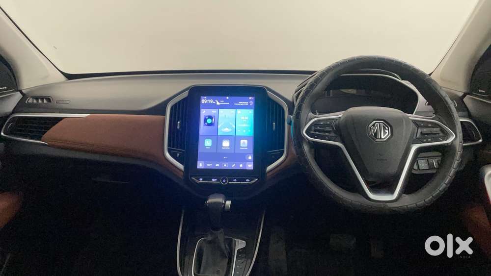 Mg Hector Plus 1.5 Sharp Turbo Cvt 6 Str, 2022, Petrol