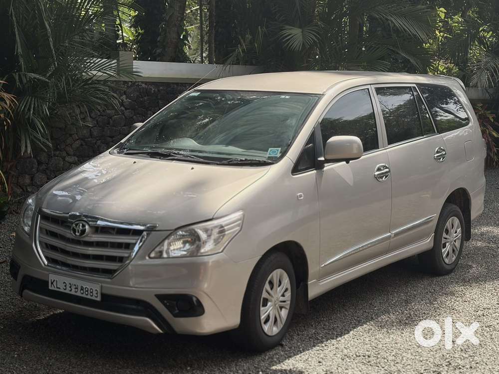 Toyota Innova 2.5 Gx 7 Str Bs-iii, 2016, Diesel