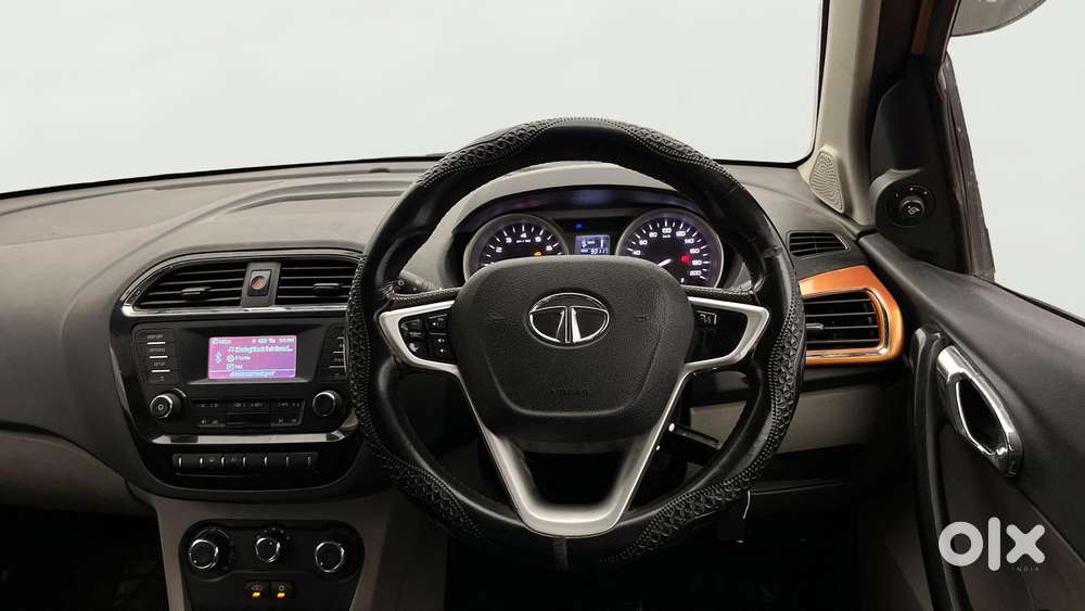 Tata Tiago 1.2 Revotron Xza, 2017, Petrol