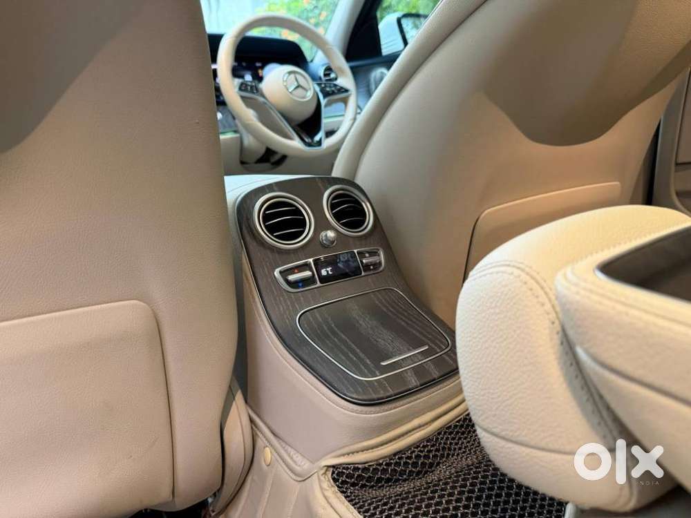 Mercedes-benz E-class 200, 2025, Petrol