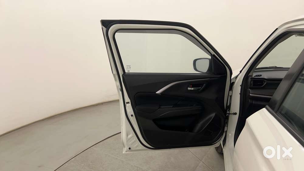 Maruti Suzuki Swift Zxi Plus, 2024, Petrol