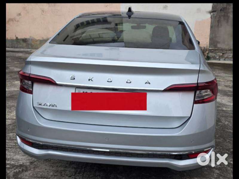 Skoda Slavia Style 1.0l Tsi At, 2023, Petrol