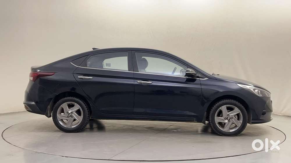 Hyundai Verna 1.5 Sx (o) Vtvt Ivt, 2022, Petrol