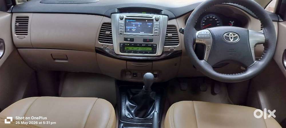 Toyota Innova 2.5 V 7 Str, 2015, Diesel