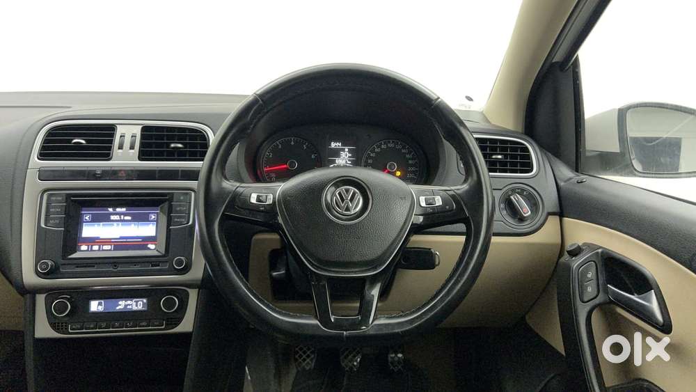 Volkswagen Polo 2009-2013 Petrol Highline 1.2l, 2016, Petrol