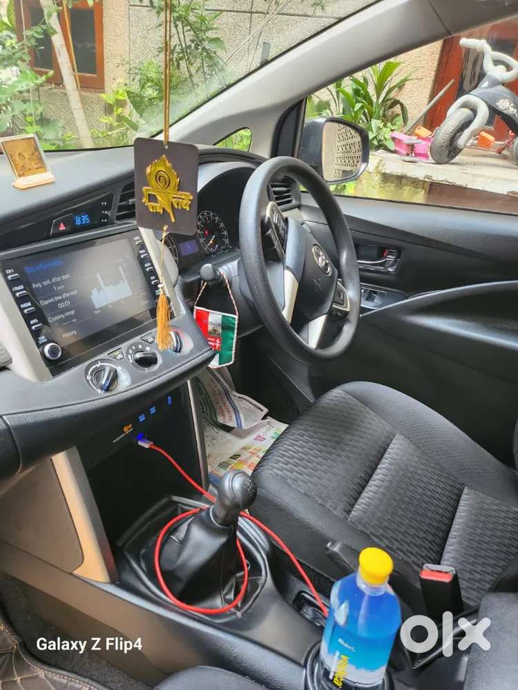 Innova Crysta 2022 Petrol Well Maintained