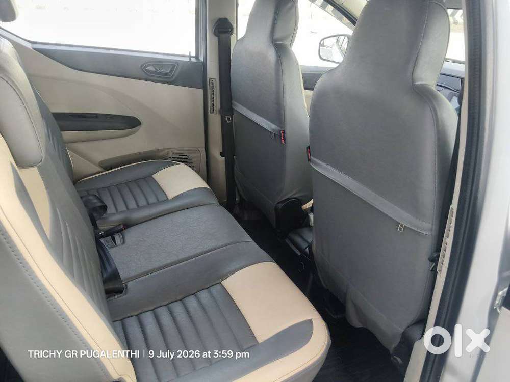 Renault Triber Rxt, 2022, Petrol
