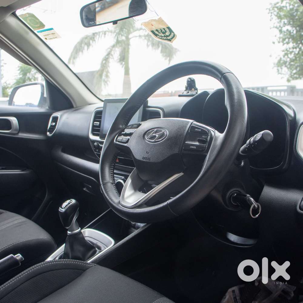 Hyundai Venue Sx Dual Tone Diesel, 2022, Diesel