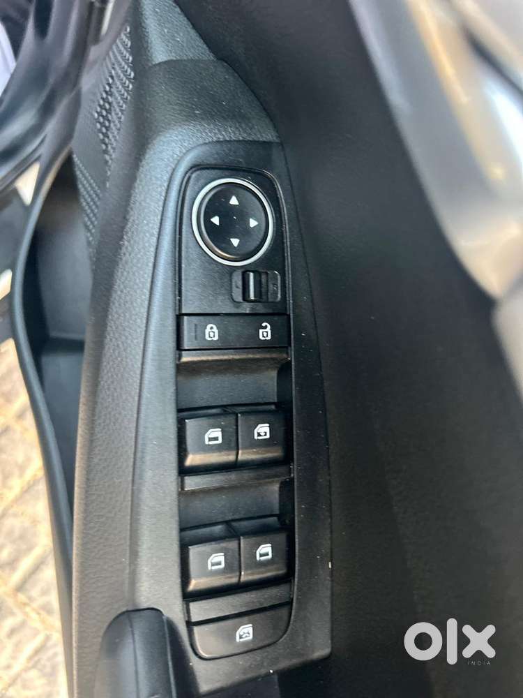 Kia Seltos Htk G, 2024, Petrol