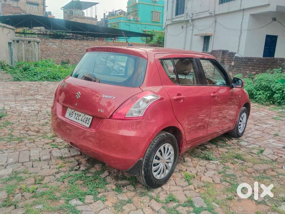 Maruti Suzuki Swift Vxi 1.2 Abs Bs-iv, 2013