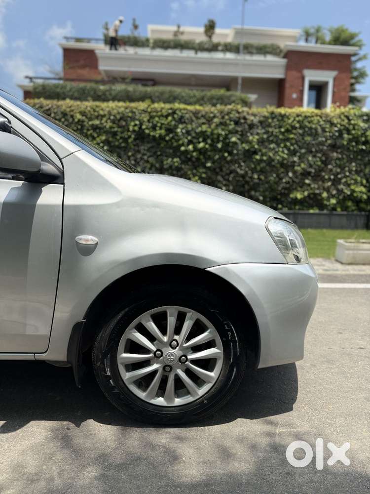 Toyota Etios Liva V Sp*, 2011, Petrol
