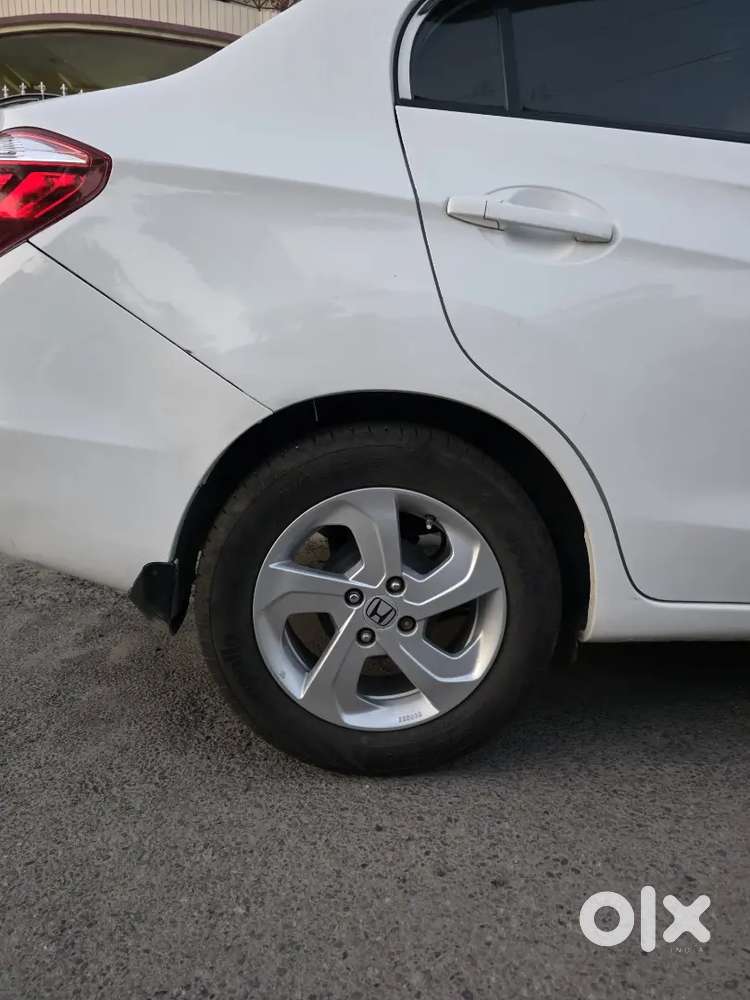 Honda Amaze 2016 Petrol  70,000 Km Driven  New Tyres & Alloy Wheels