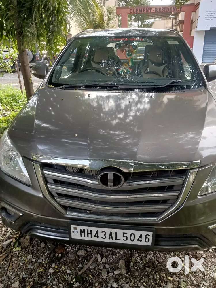 Toyota Innova 2.5 V E4 2012