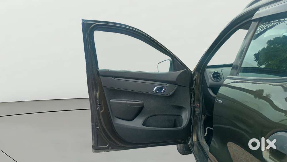 Renault Kwid 2019-ongoing 1.0 Rxt (o), 2019, Petrol