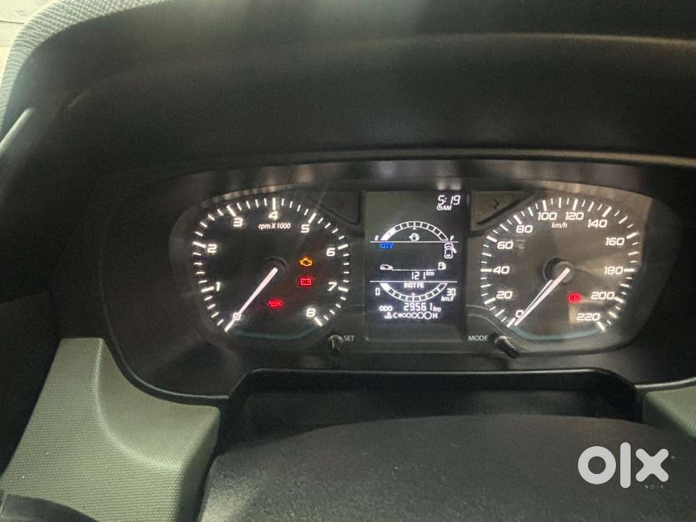 Tata Punch Petrol 2023