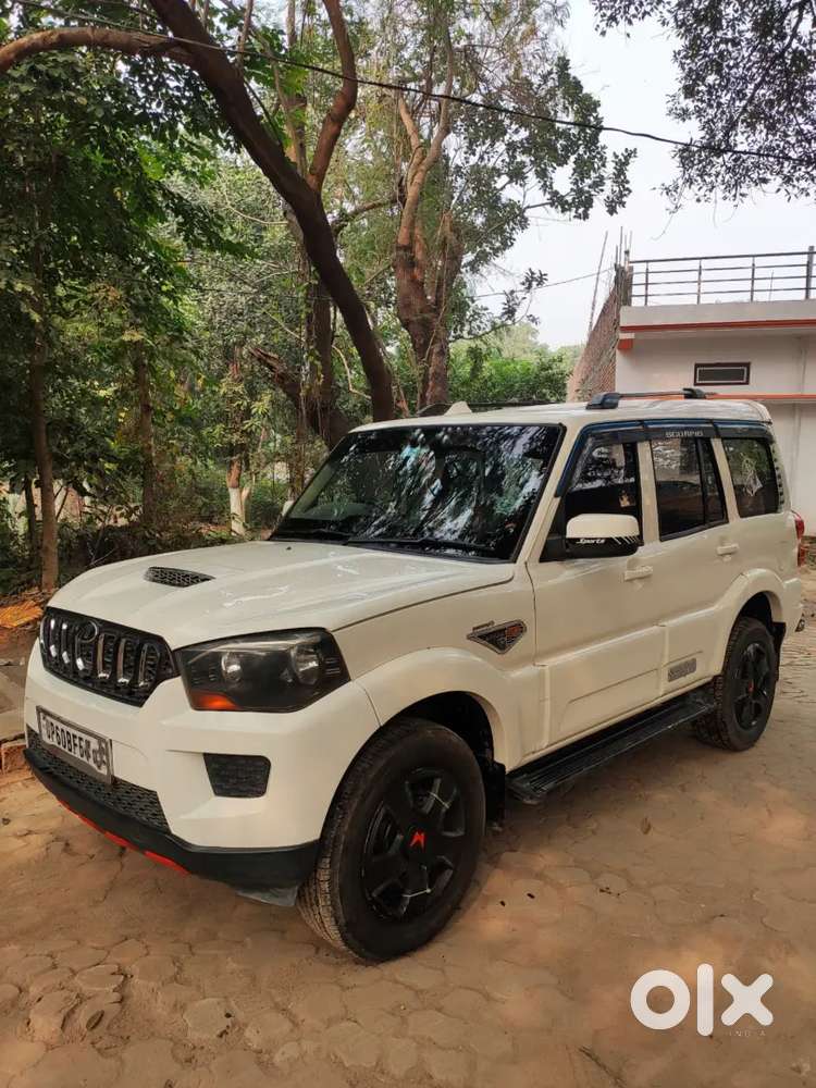 Mahindra Scorpio S4