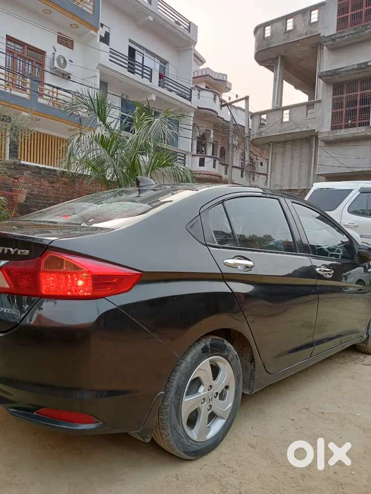 Honda City 2015 Diesel Well Maintained