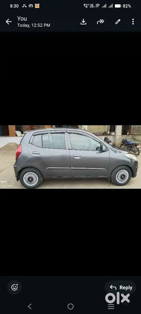 2011 I10 Car