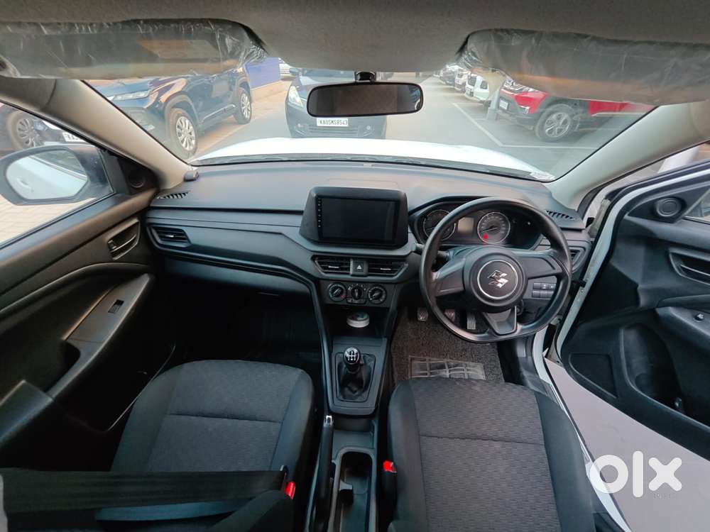 Maruti Suzuki Brezza 1.5 Vxi Smart Hybrid, 2024, Petrol