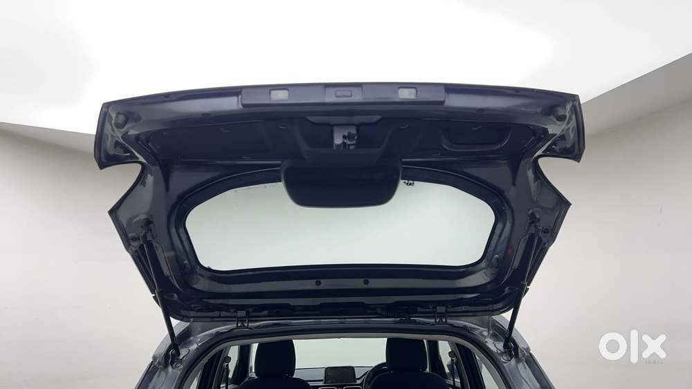 Tata Punch Accomplished Mt Sunroof, 2024, Petrol