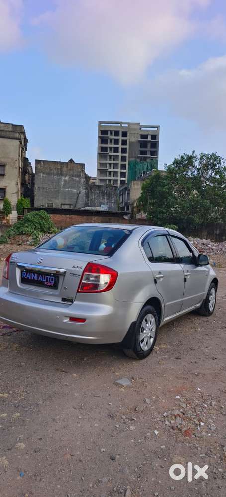 Maruti Suzuki Sx4 Vxi Bsiv, 2011, Cng & Hybrids