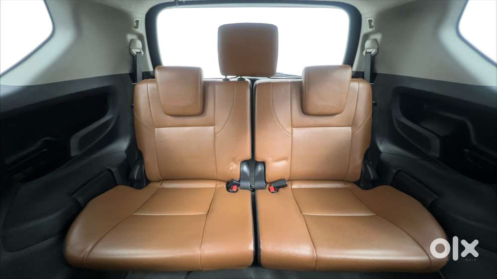 Toyota Innova Crysta 2.8 Zx At 7 Seater, 2016, Diesel