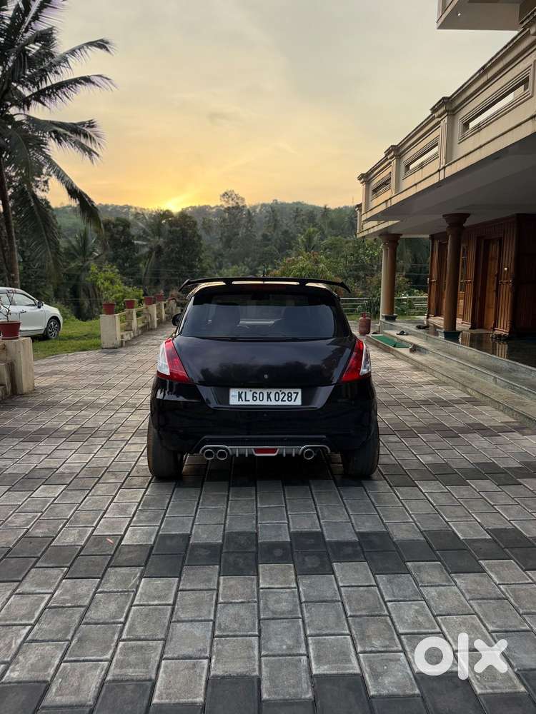 Maruti Suzuki Swift Vxi Abs Bsiv, 2015, Petrol