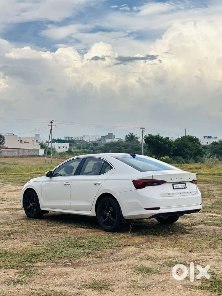 Skoda Octavia 2.0 Style Tsi At, 2021, Petrol