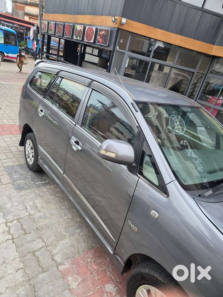 Toyota Innova Diesel 207000 Km Driven
