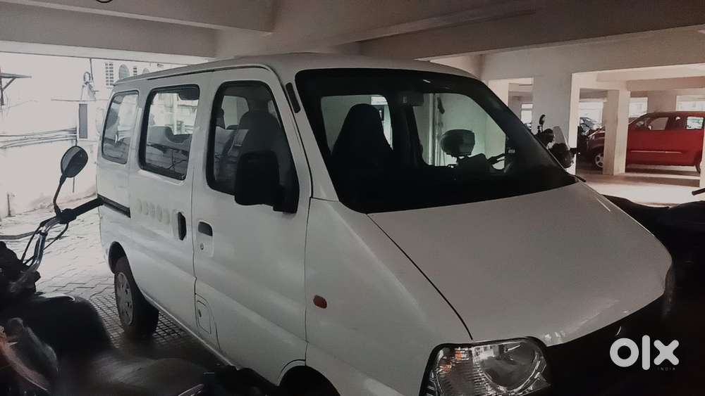 Maruti Suzuki Eeco 2024 7939 Km Driven