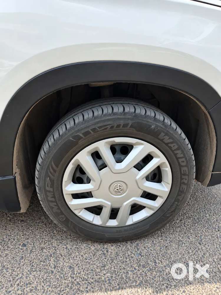 Toyota Urban Cruiser 1.5 Mid 2021