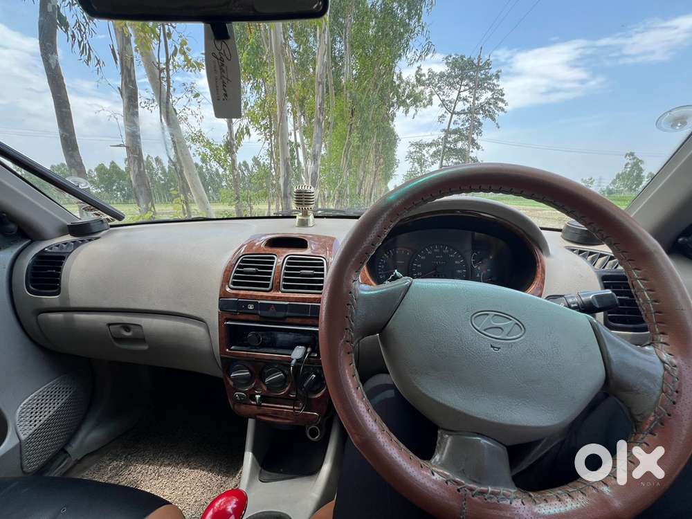 Hyundai Accent 2010 Gl Petrol