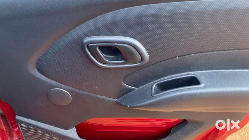 Datsun Redigo T Option, 2017, Petrol