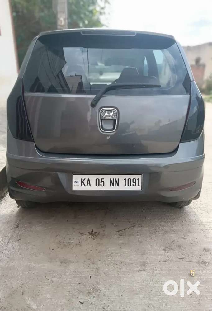 Hyundai I10 Sportz 2010 Second-owner