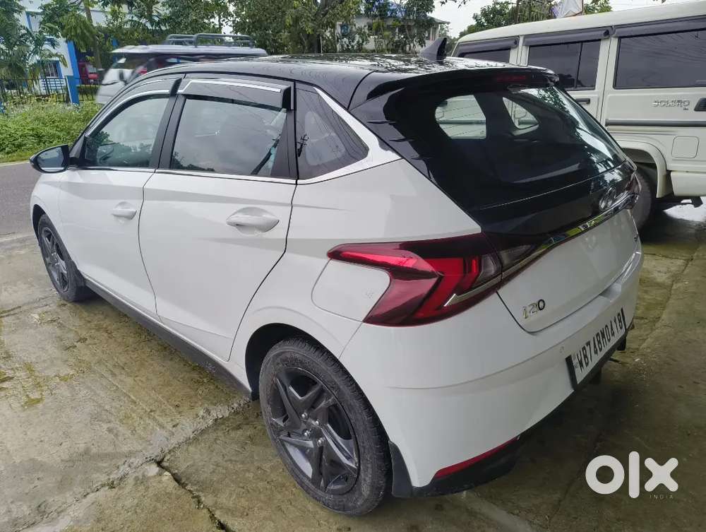 Hyundai I20 Sportz Dual Tone 2022 Nov For Sale. Emi Facility Available