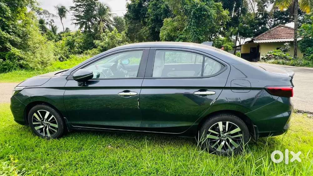 Honda City Hybrid 2022 Zx