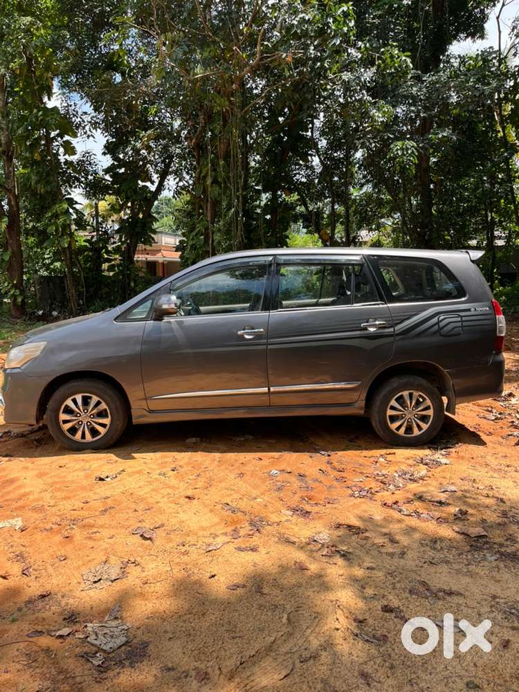 Toyota Innova Diesel 2015