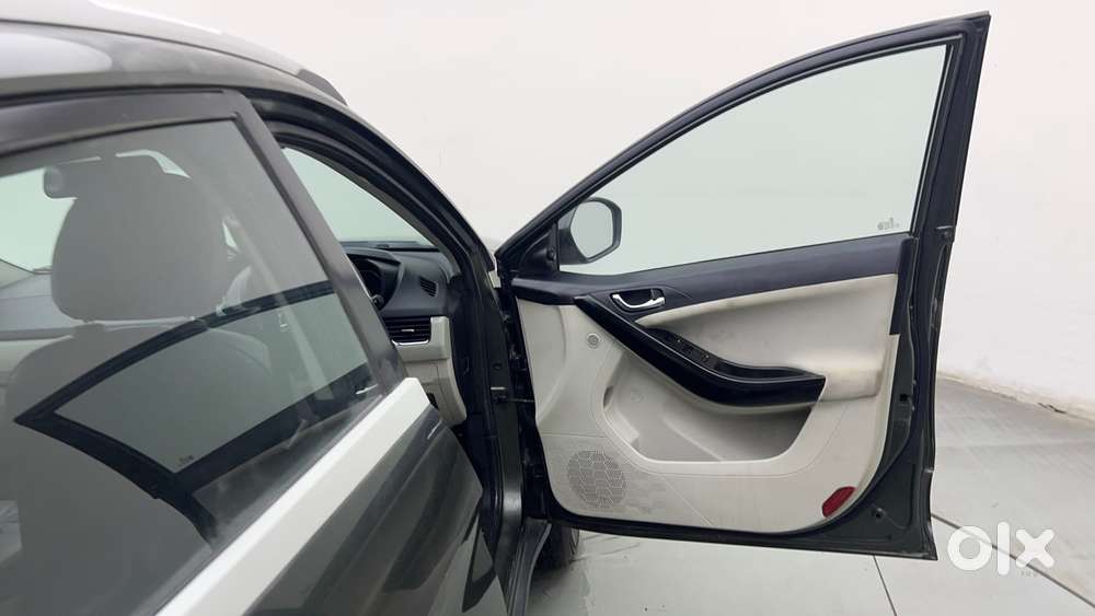 Tata Nexon 1.2 Revotron Xz Plus, 2021, Petrol