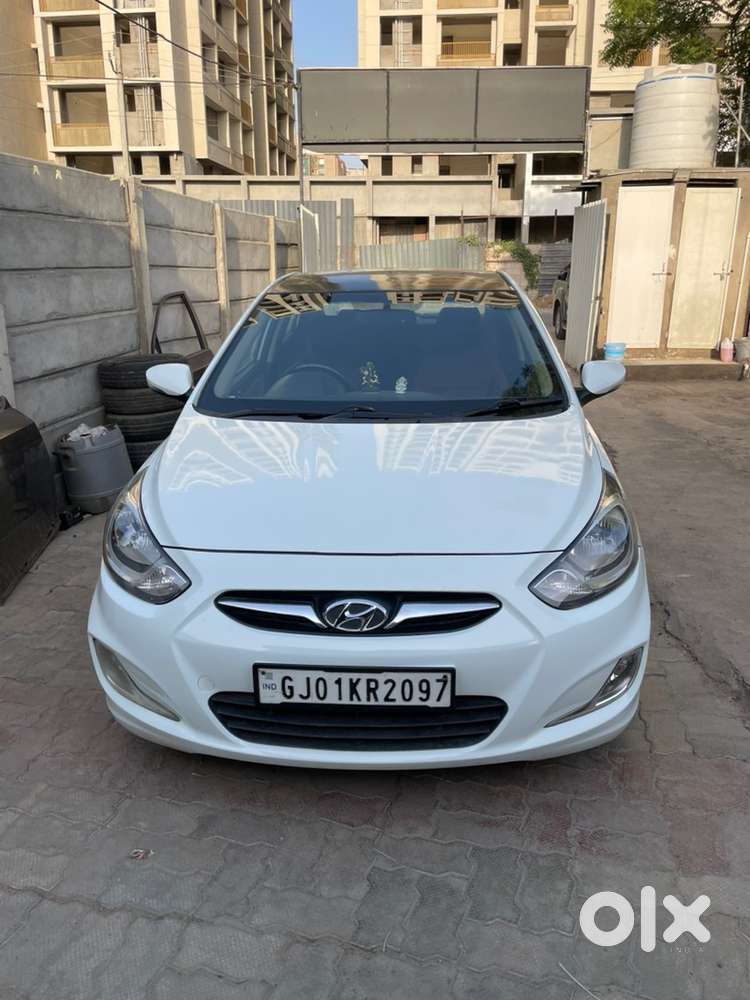 Hyundai Fluidic Verna 2012 Diesel 93800 Km Driven